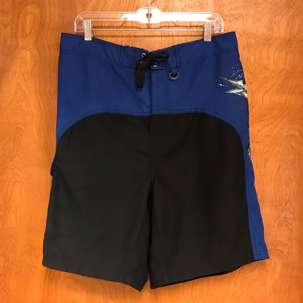 NWOT Reel Legends Hybrid Fish or Swim Board Shorts / Size XL